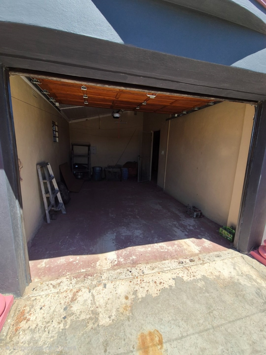 3 Bedroom Property for Sale in Motherwell Eastern Cape